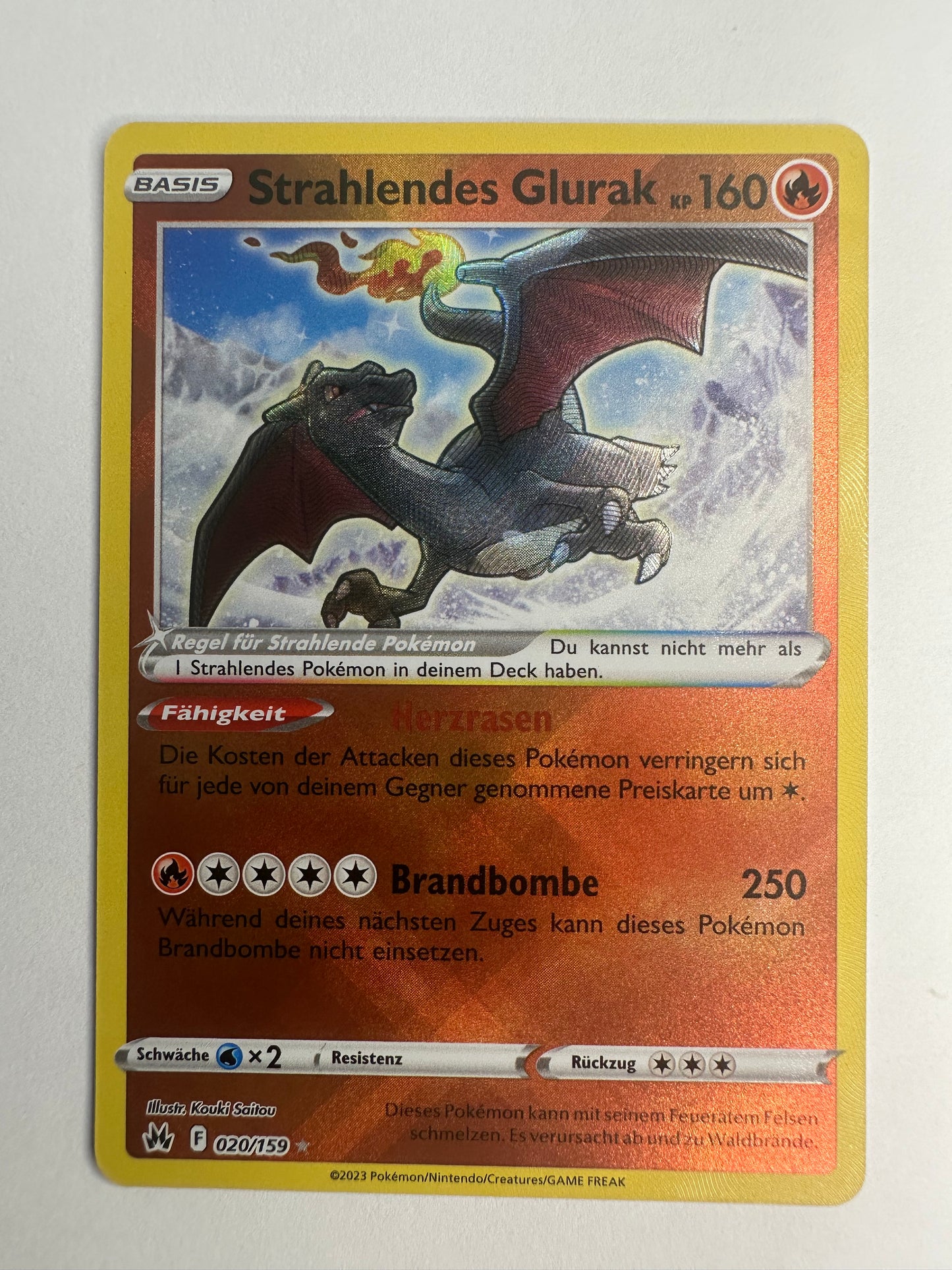 Strahlendes Glurak (CRZ 020) Zenit der Könige